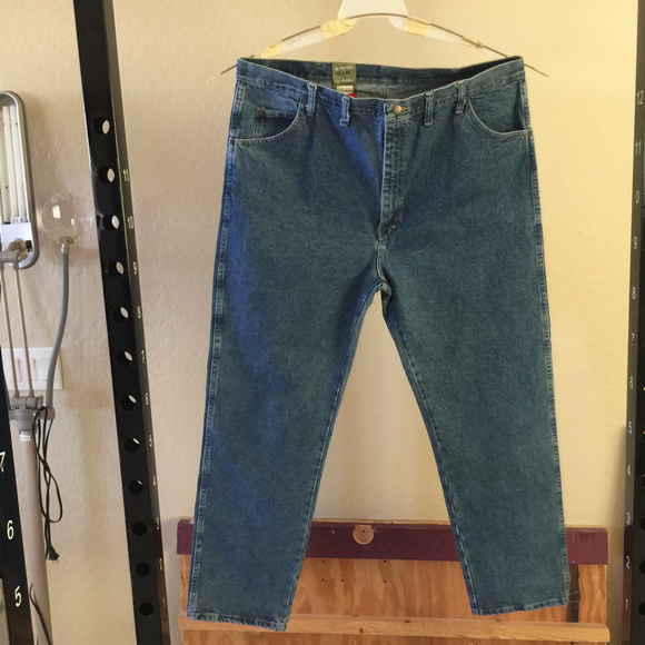 New Wrangler Jeans - Picture 1 of 7
